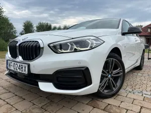 BMW 1 Series F40 (2019-) 118i Sport Line 2022