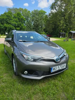 Toyota Auris II (2012-) Hybrid 135 Premium 2018
