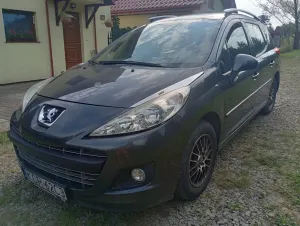 Peugeot 207 1.6 HDi Access 2011