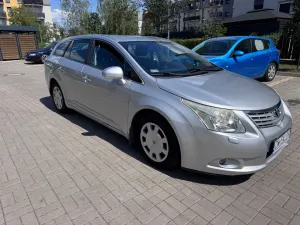Toyota Avensis III (2009-) 2.0 D-4D 2010 2010
