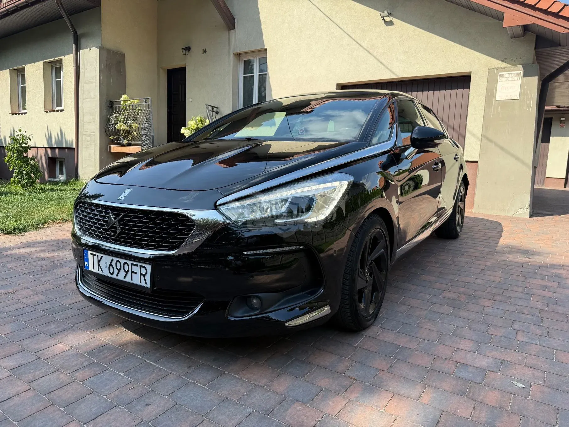 DS DS5 2017