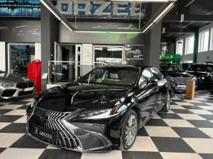 Lexus ES 2026