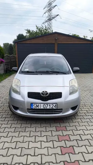 Toyota Yaris II (2005-2011) 1.3 Luna 2008