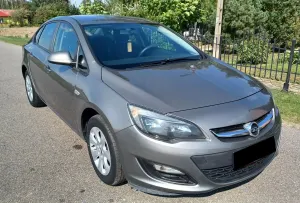 Opel Astra J (2009-2019) 2016