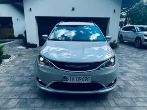 Chrysler Pacifica 2020