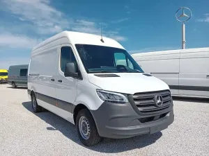 Mercedes-Benz Sprinter 2025