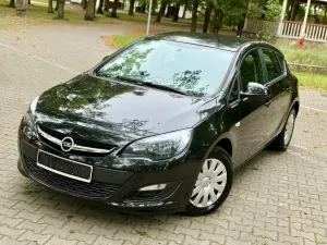 Opel Astra J (2009-2019) 1.4 Innovation 2012