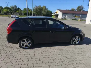 Kia Ceed I (2006-2012) 1.6 Crdi Comfort 2009