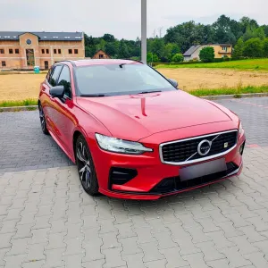 Volvo V60 II (2018- ) D4 Geartronic R-Design 2019