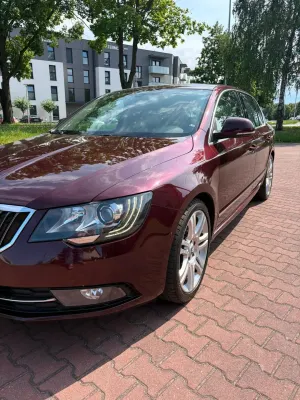 Skoda Superb II (2008-2018) 1.8 TSI 4x4 Platinum 2013