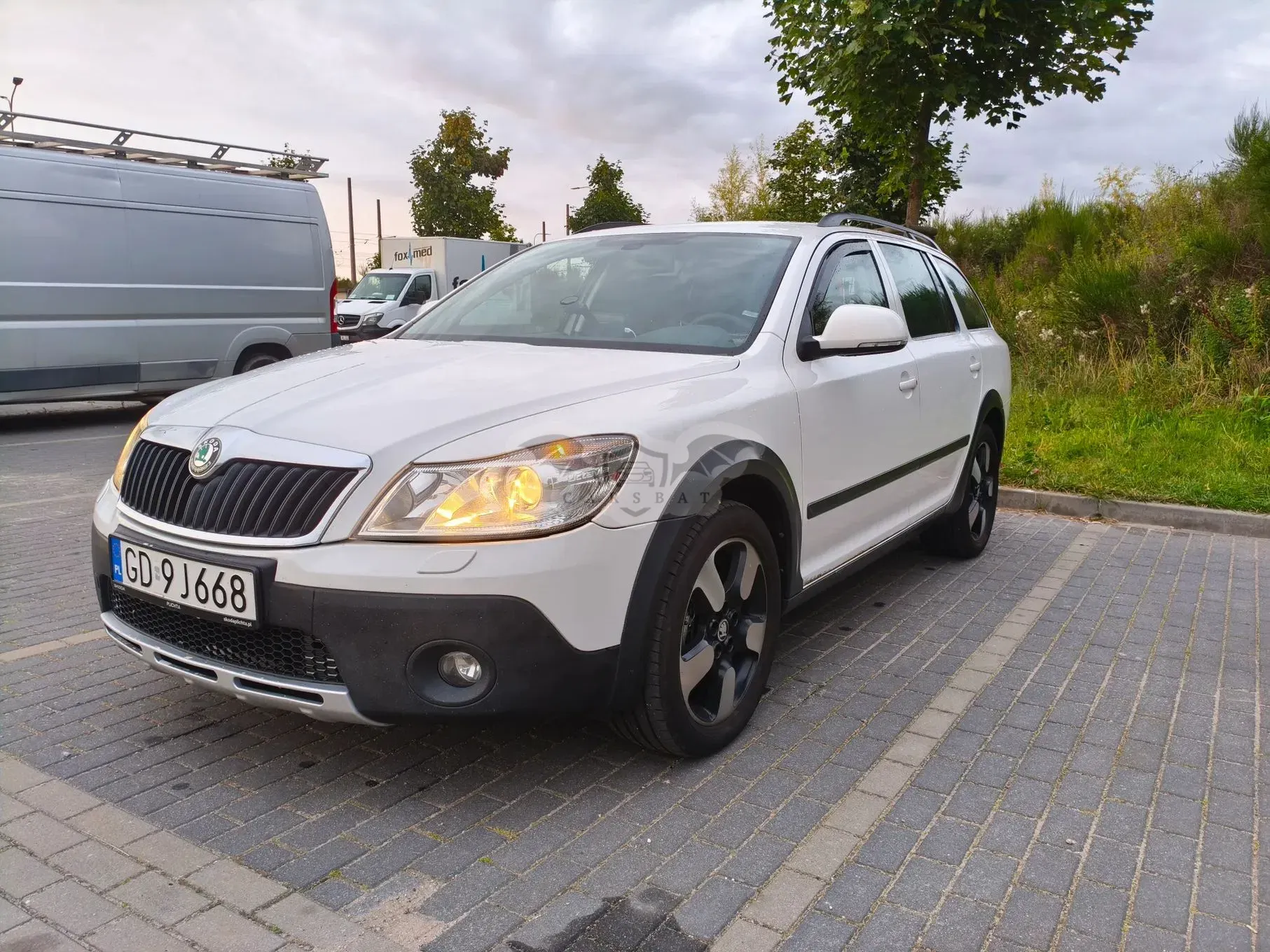 Skoda Octavia II (2004-2013) Scout 2.0 TDI DPF DSG 2011