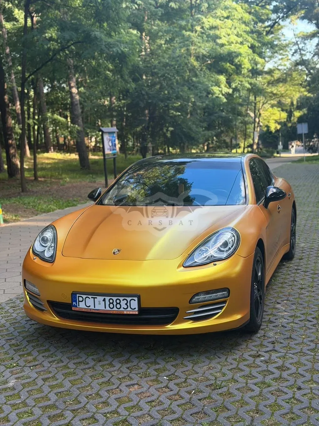 Porsche Panamera 4S 2010