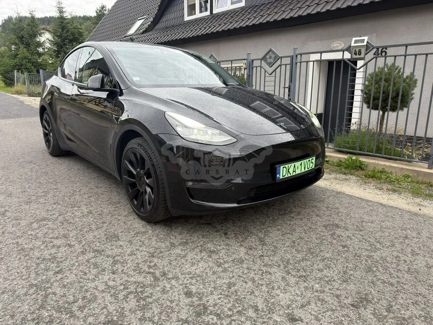 Tesla Model y 2024