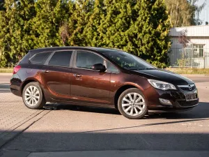 Opel Astra J (2009-2019) 1.4 Turbo 2011