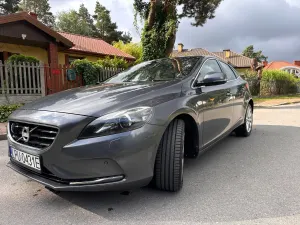Volvo V40 II (2012-) D2 Summum 2013