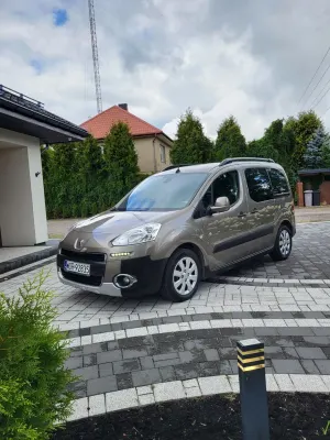 Peugeot Partner II (2008-2019) 1.6 HDi Outdoor 7os 2015