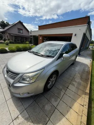 Toyota Avensis III (2009-) 2.0 D-4D Sol plus+NAVI 2010