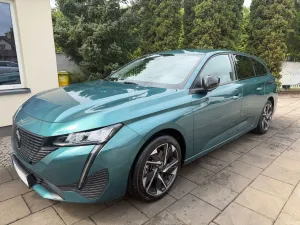 Peugeot 308 P5 (2021-) 1.2 PureTech Allure Pack S&S EAT8 2024