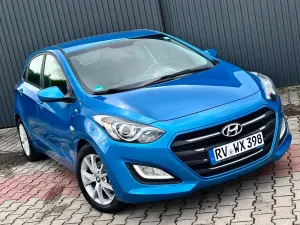 Hyundai i30 II (2012-2017) blue 1.6 CRDi Passion 2015
