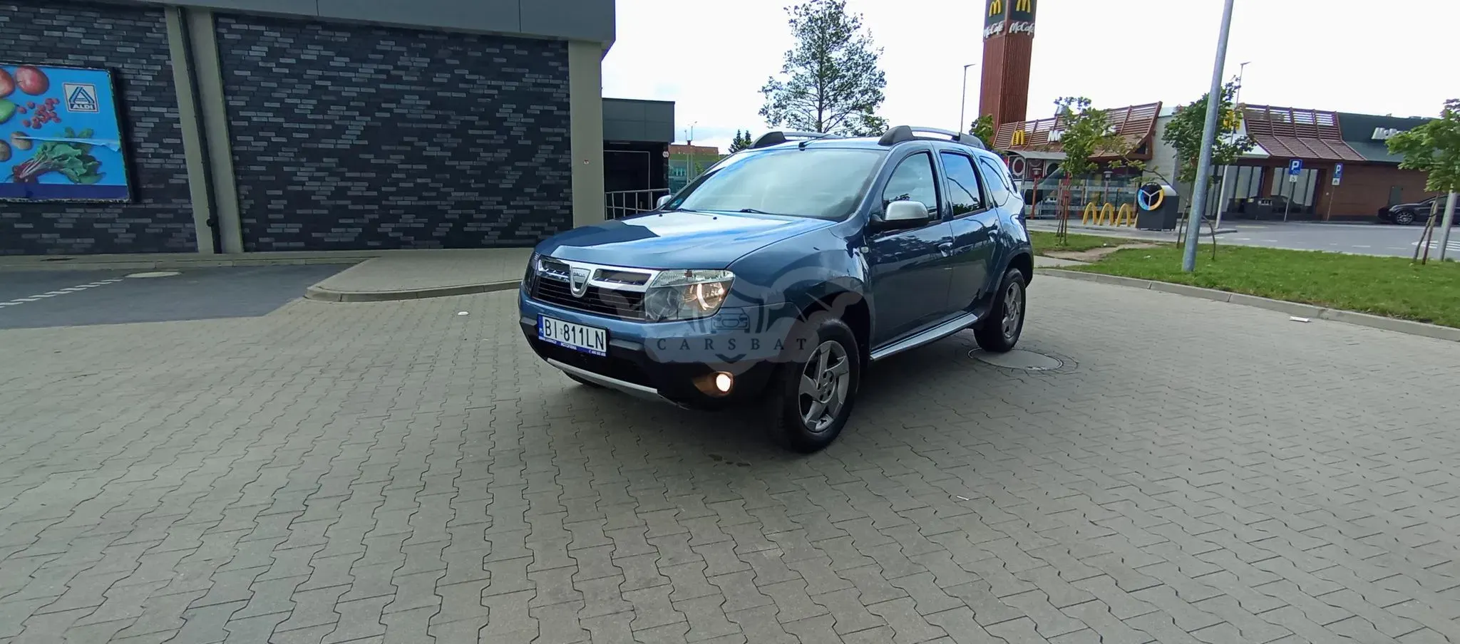 Dacia Duster I (2009-2017) 1.6 SL Delsey 4x4 2011