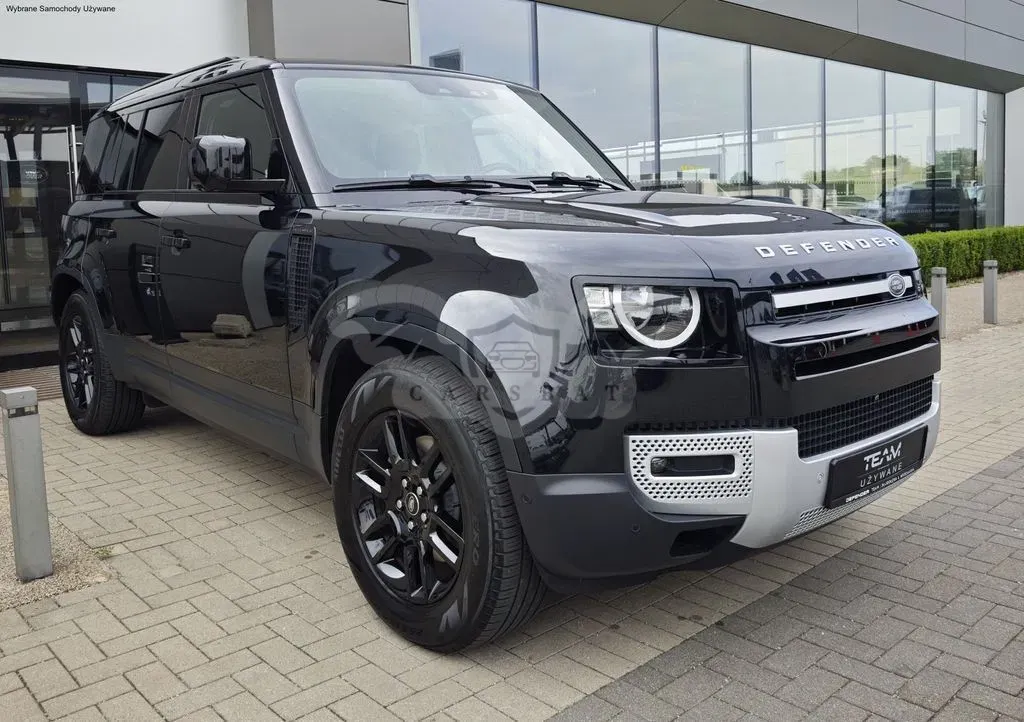 Land Rover Defender 2025