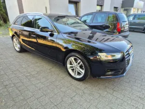 Audi A4 B8 (2007-2015) 2.0 TDI DPF Ambition 2012