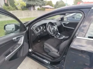 Volvo V60 I (2011-2018) D3 Momentum 2013