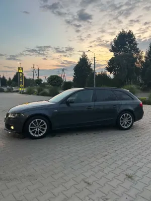 Audi A4 B8 (2007-2015) 2.0 TDI DPF Ambition 2008