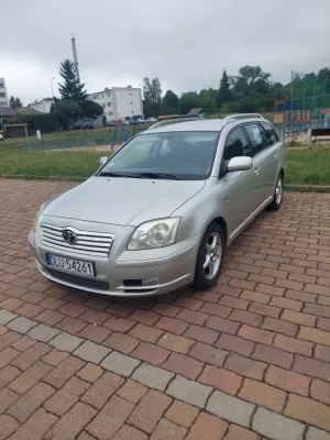 Toyota Avensis II (2003-2009) 2.0 D-4D High 2005