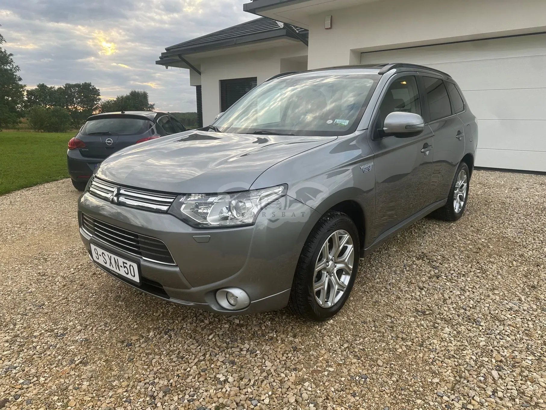 Mitsubishi Outlander III (2012-2022) Instyle NAVI + 2013