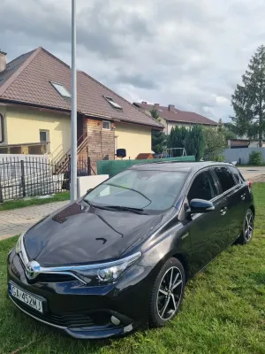 Toyota Auris II (2012-) 2017