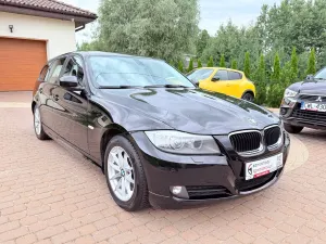 BMW 3 Series E90/E91/E92/E93 (2005-2012) ver-320d 2011