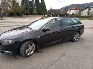 Opel Insignia B (2017-) 1.6 ECOTEC Innovation 2017