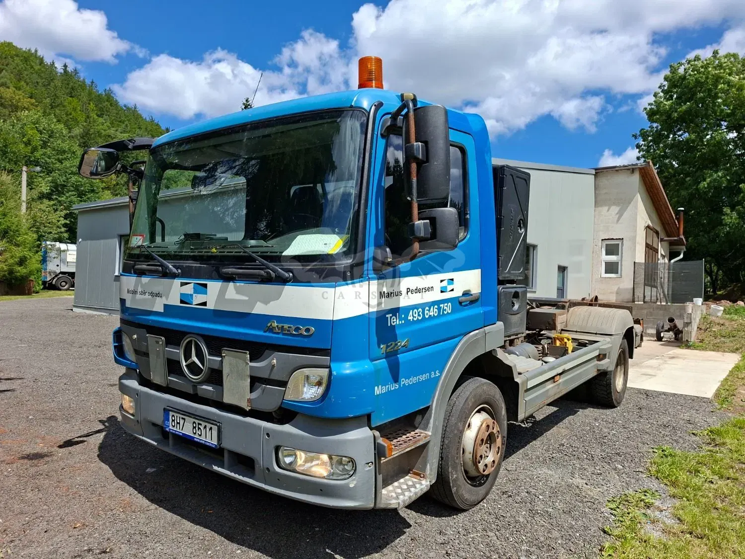 Versalift Atego 1900