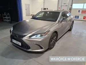 Lexus ES 300h Business Edition 2024