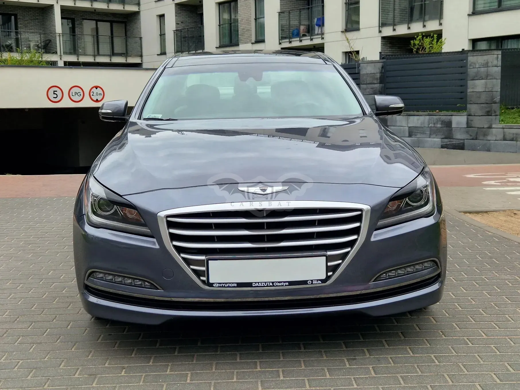 Hyundai Genesis 2016