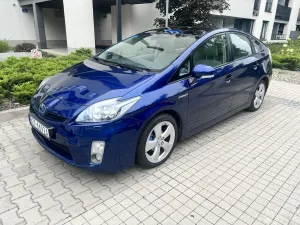 Toyota Prius III (2009-2015) 1.8 HSD Premium 2010