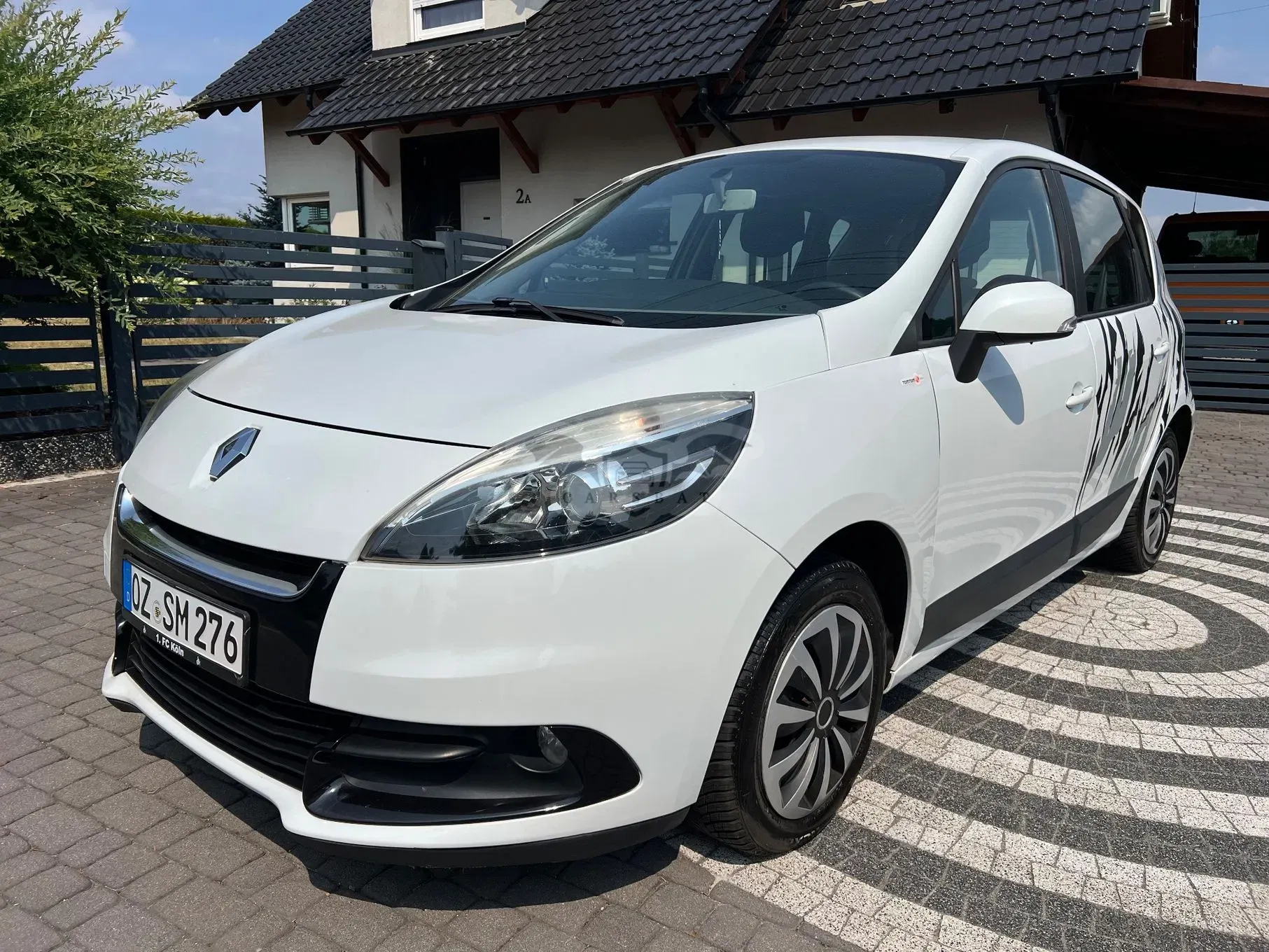 Renault Scenic III (2009-2016) 1.6 16V TomTom Edition 2013
