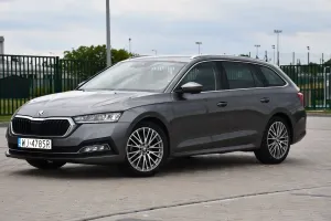 Skoda Octavia IV (2020-) ver-2-0-tdi-scr-style-dsg 2023