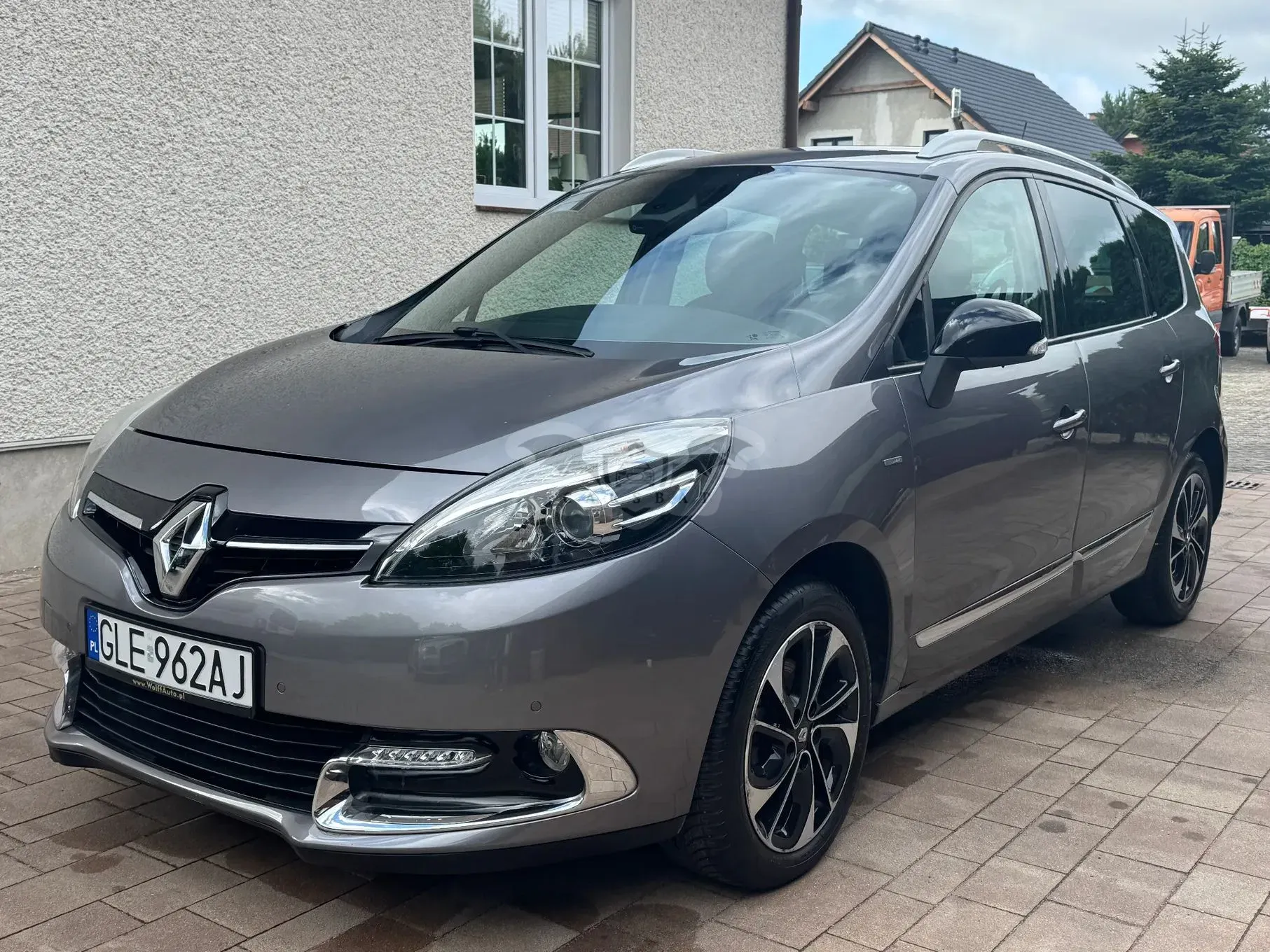 Renault Scenic III (2009-2016) ENERGY TCe 130 BOSE EDITION 2016