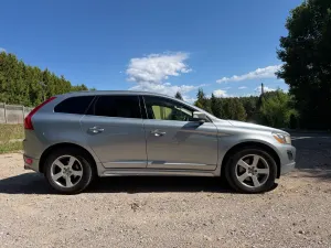 Volvo XC60 I (2008-2017) D3 R-Design 2012