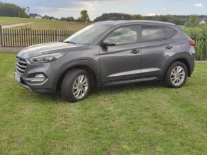 Hyundai Tucson III (2015-2020) 2.0 CRDI BlueDrive GO Plus 2WD 2015