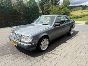Mercedes-Benz E 1988