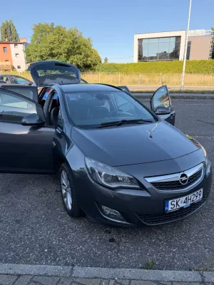 Opel Astra J (2009-2019) 1.4 T Sport 2012