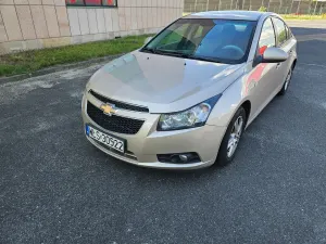 Chevrolet Cruze 1.6 LS 2011