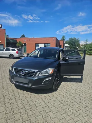 Volvo XC60 I (2008-2017) D3 Kinetic 2011