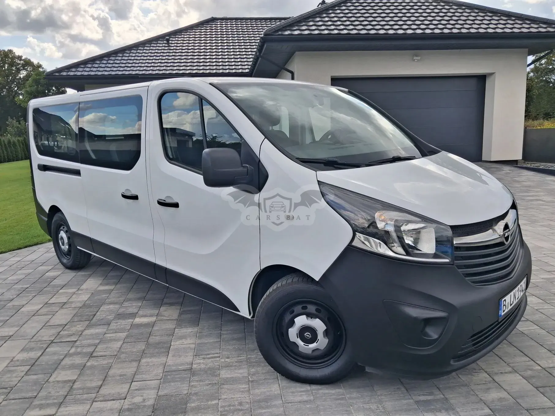 Opel Vivaro II (2014-2019) L2H1 2016