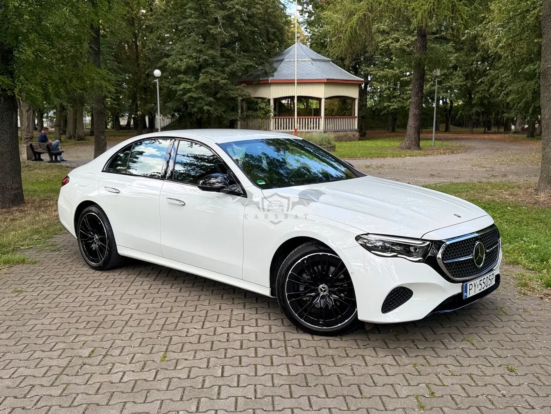 Mercedes-Benz E W214 (2023-) 220 d mHEV 4-Matic Avantgarde 9G-Tronic 2026