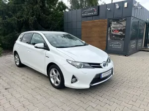 Toyota Auris II (2012-) 1.8 HSD Luna 2015