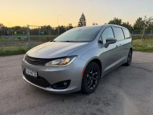 Chrysler Pacifica 2020
